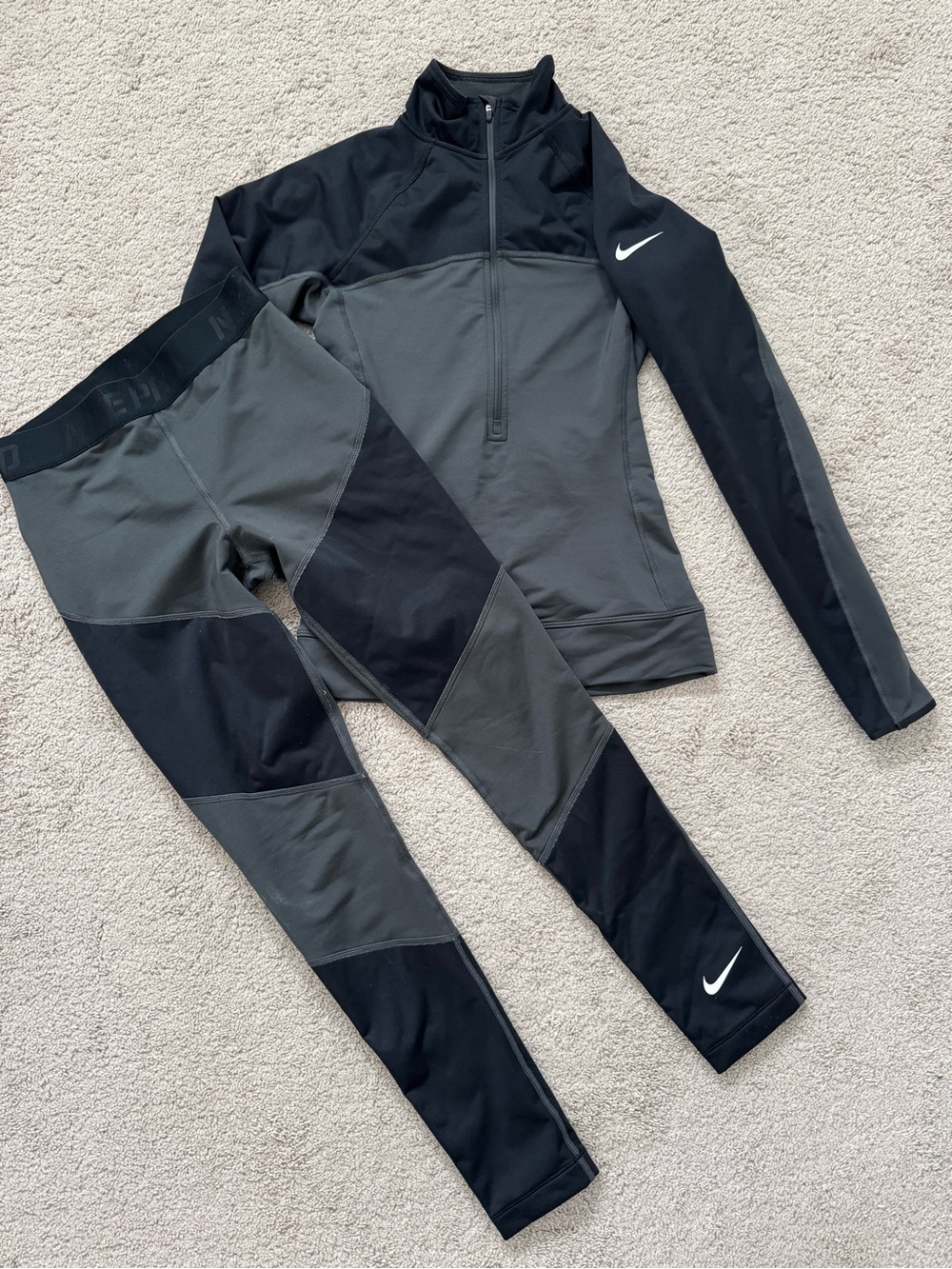 Nike Gray & Black Colorblock Athletic Set